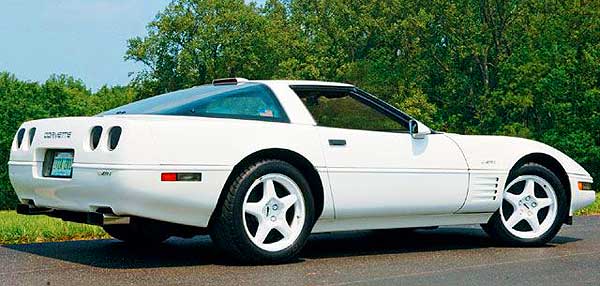 Vette Videos: 1992 ZR-1 Corvette Video hosted by Corvette Engineer John Heinricy and Four-Time Indy 500 Winner, Rick Mears