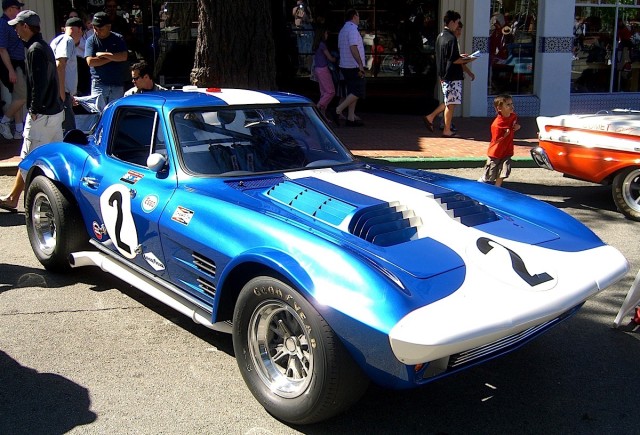 1963_corvette_grand_sport-640x435