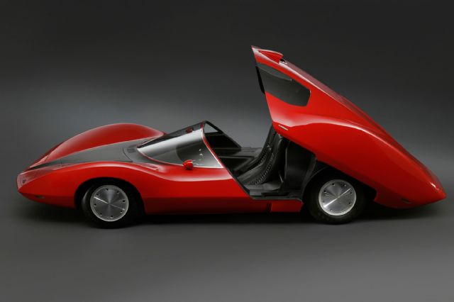 1967-astro-1-concept-car-side-view