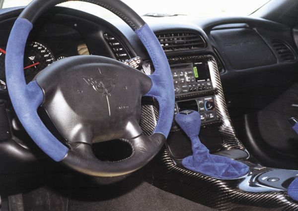 2003_chevrolet_corvette_z06+driver_side_steering_wheel_interior_view