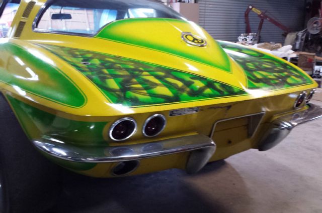 002-barn-find-1965-corvette-sting-ray-ebay-taillights
