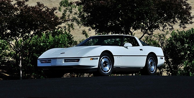 1984-Chevrolet-Corvette-C4-First-Everpic