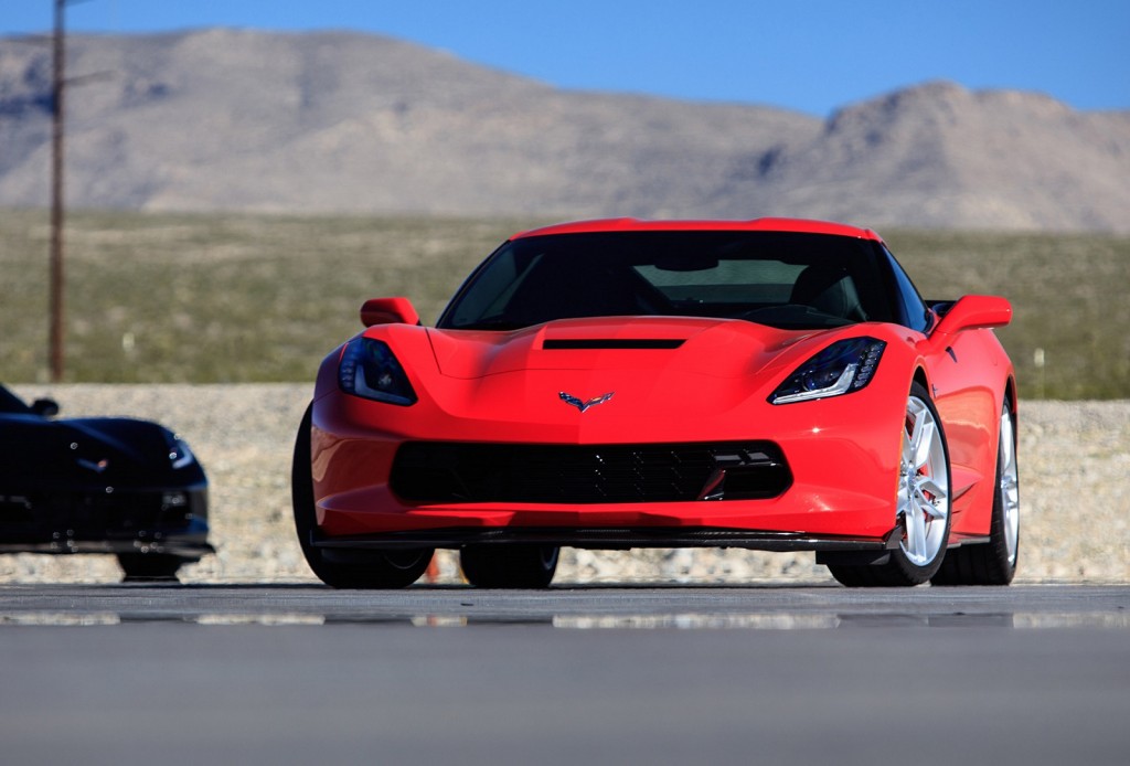 2016-chevrolet-corvette-stingray-upgraded-with-corvette-z06-parts-2015-sema-show_100532474_h